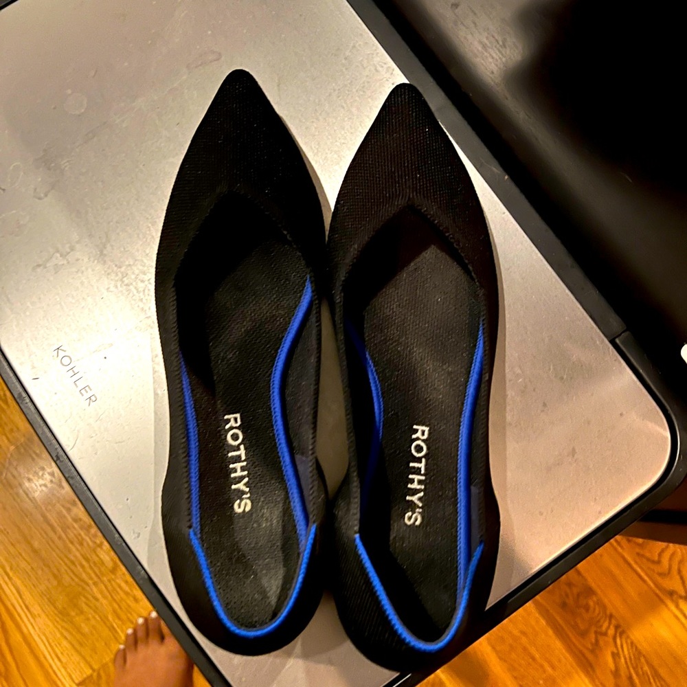 Rothy’s The Point in Black Sz 9.5
